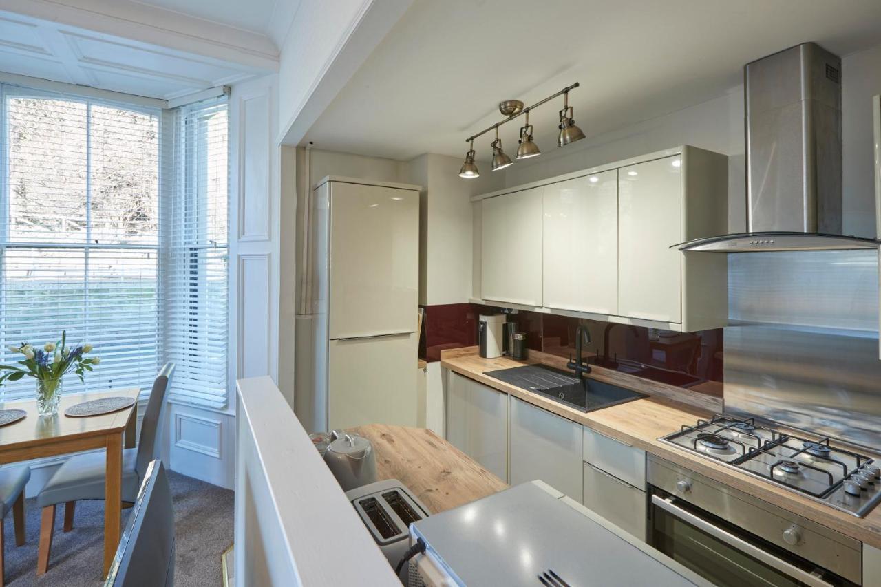 Host & Stay - Sandpiper Apartment Уитби Екстериор снимка